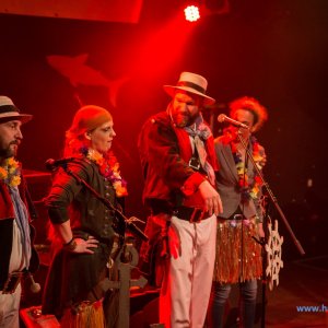3_Hamburger_Wellenbrecher_Knust_2018_184_