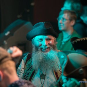 3_Hamburger_Wellenbrecher_Knust_2018_22_