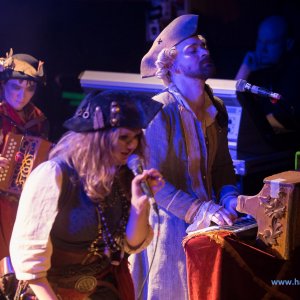 3_Hamburger_Wellenbrecher_Knust_2018_458_