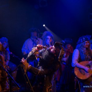 3_Hamburger_Wellenbrecher_Knust_2018_505_