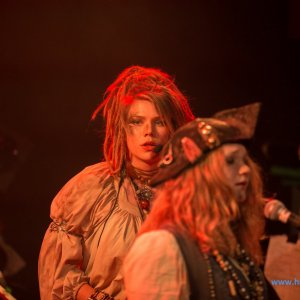 3_Hamburger_Wellenbrecher_Knust_2018_544_