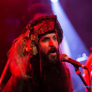 3_Hamburger_Wellenbrecher_Knust_2018_577_