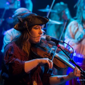 3_Hamburger_Wellenbrecher_Knust_2018_632_