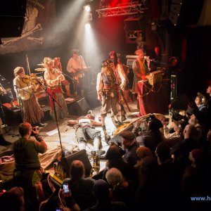 3_Hamburger_Wellenbrecher_Knust_2018_663_