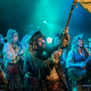 3_Hamburger_Wellenbrecher_Knust_2018_875_