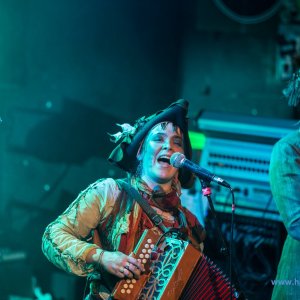 3_Hamburger_Wellenbrecher_Knust_2018_889_