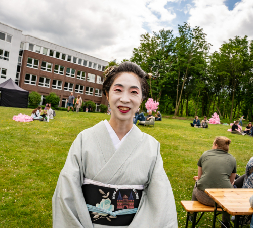 3.-JAPANMARKT-LUeBECK-KIRSCHBLUeTENFEST-2026-05-30-46