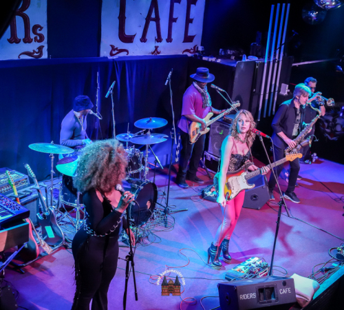 Ana-Popovic-–-Dance-To-The-Rhythm-Tour-im-Riders-2203-22-03-2026-1213