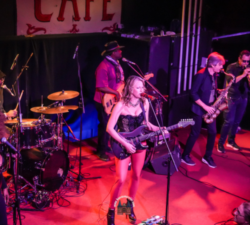 Ana-Popovic-–-Dance-To-The-Rhythm-Tour-im-Riders-2203-22-03-2026-123