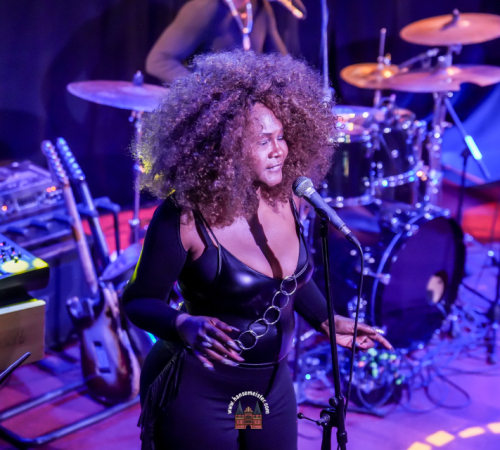 Ana-Popovic-–-Dance-To-The-Rhythm-Tour-im-Riders-2203-22-03-2026-1621