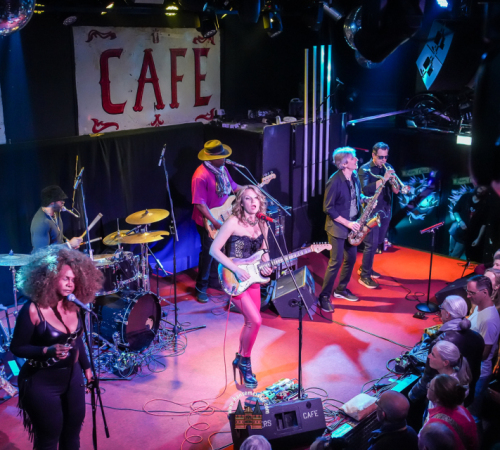 Ana-Popovic-–-Dance-To-The-Rhythm-Tour-im-Riders-2203-22-03-2026-611