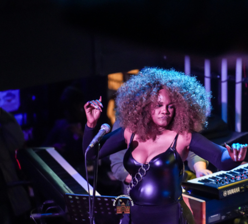 Ana-Popovic-–-Dance-To-The-Rhythm-Tour-im-Riders-2203-22-03-2026-852