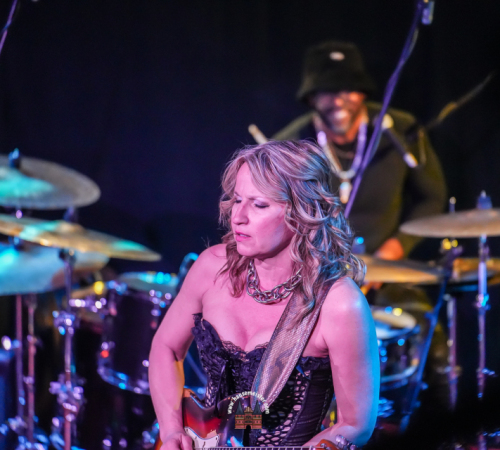 Ana-Popovic-–-Dance-To-The-Rhythm-Tour-im-Riders-2203-22-03-2026-867