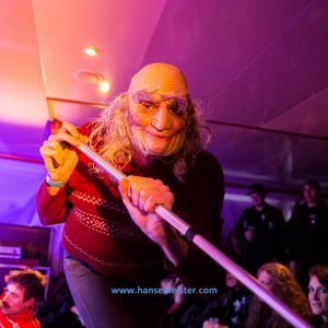 Autumn-Moon-Festival-Freitag-Monsieur-Pompiers-Travelling-Freakshow-2019-693