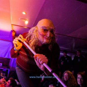 Autumn-Moon-Festival-Freitag-Monsieur-Pompiers-Travelling-Freakshow-2019-696