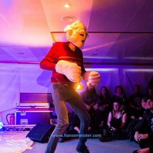 Autumn-Moon-Festival-Freitag-Monsieur-Pompiers-Travelling-Freakshow-2019-713