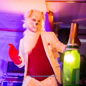 Autumn-Moon-Festival-Freitag-Monsieur-Pompiers-Travelling-Freakshow-2019-772