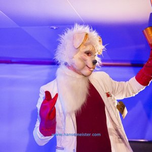 Autumn-Moon-Festival-Freitag-Monsieur-Pompiers-Travelling-Freakshow-2019-798