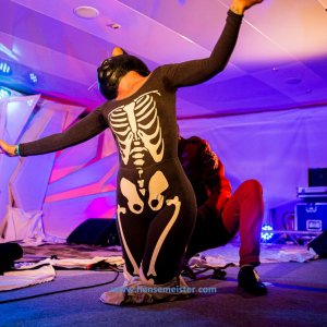 Autumn-Moon-Festival-Freitag-Monsieur-Pompiers-Travelling-Freakshow-2019-831