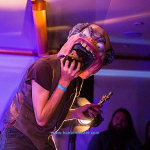 Autumn-Moon-Festival-Freitag-Monsieur-Pompiers-Travelling-Freakshow-2019-891