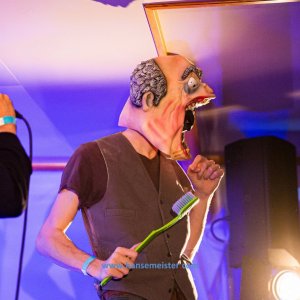 Autumn-Moon-Festival-Freitag-Monsieur-Pompiers-Travelling-Freakshow-2019-913