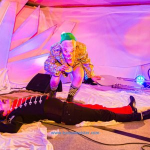 Autumn-Moon-Festival-Freitag-Monsieur-Pompiers-Travelling-Freakshow-2019-929