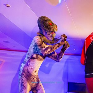 Autumn-Moon-Festival-Freitag-Monsieur-Pompiers-Travelling-Freakshow-2019-966