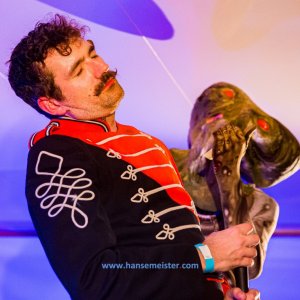 Autumn-Moon-Festival-Freitag-Monsieur-Pompiers-Travelling-Freakshow-2019-978
