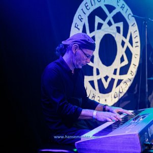 Autumn-Moon-Tribute-Clubshow-Freitag-320
