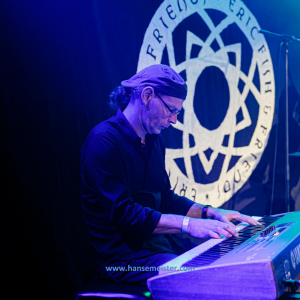 Autumn-Moon-Tribute-Clubshow-Freitag-320