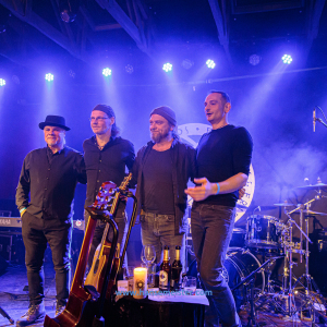 Autumn-Moon-Tribute-Clubshow-Freitag-430