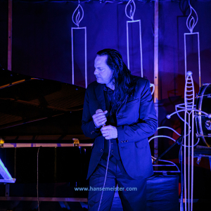 Autumn-Moon-Tribute-Clubshow-Freitag-577
