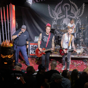 EXAT-und-Drunken-Swallows-Riders-Cafe-2022540