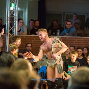 wXw_16Carat_Gold_Revenge_Kutenholz_2019-1629