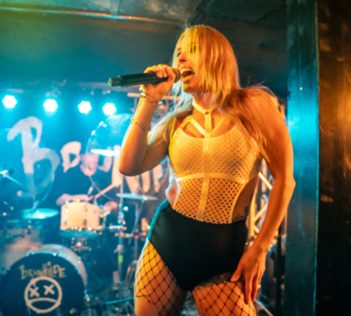 ELLI-BERLIN-BRUNHILDE-am-27.04.2026-im-Logo-Hamburg-978