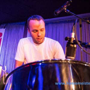 Marlon_Roudette_Burn_Out_Sounds_Radio_ENERGY_LIVE_SESSIONS_933