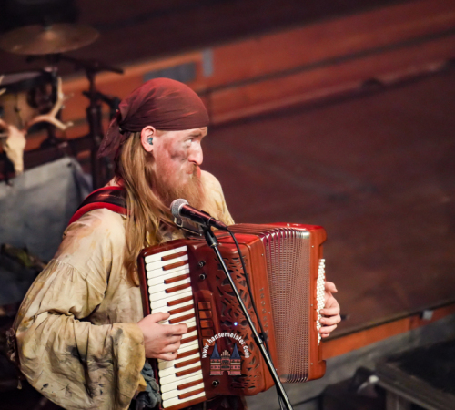Faun-Pettersson-Fredriksson-Ye-Banished-Privateers-Tour-HEX-EU-und-UK-Tour-2025-Hamburg-280