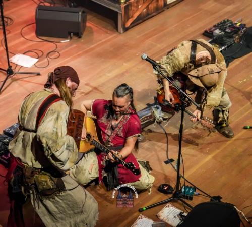 Faun-Pettersson-Fredriksson-Ye-Banished-Privateers-Tour-HEX-EU-und-UK-Tour-2025-Hamburg-447