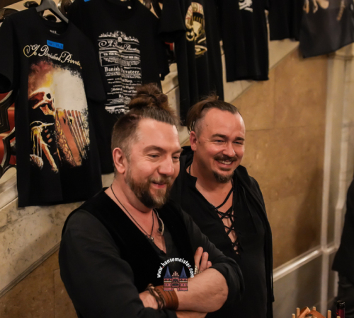 Faun-Pettersson-Fredriksson-Ye-Banished-Privateers-Tour-HEX-EU-und-UK-Tour-2025-Hamburg-893