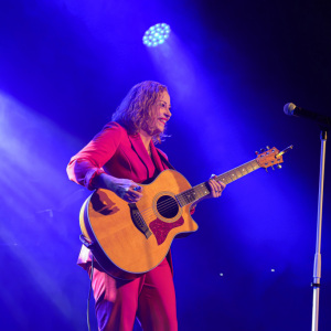 Floor-Jansen-Supp-Anneke-Van-Giersbergen-2023-24