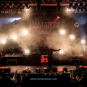 DAS-LAUTE-ABENDMAHL-Haematom-2022-513