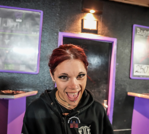 Haggefugg-Mit-Sack-und-Pack-Tour-2026-Support-Vera-Lux-im-Logo-Hamburg-2557