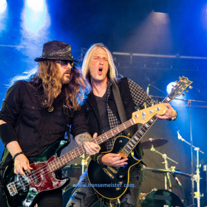 headbangers-michael-meister-freitag-2022-Icarus-Witch-120