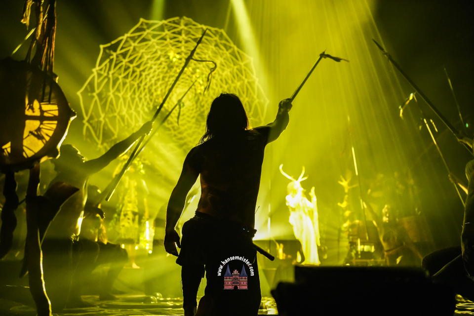 Heilung-und-The-Hu-2025-Michael-Meister-3059