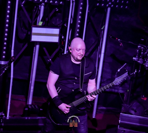 Heldmaschine-Support-Delva-im-Riders-Cafe-am-26-03-2026-171