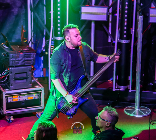 Heldmaschine-Support-Delva-im-Riders-Cafe-am-26-03-2026-268