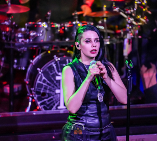 Heldmaschine-Support-Delva-im-Riders-Cafe-am-26-03-2026-300