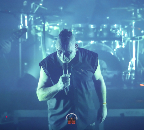 Heldmaschine-Support-Delva-im-Riders-Cafe-am-26-03-2026-657