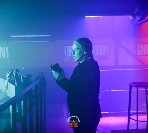 Heldmaschine-Support-Delva-im-Riders-Cafe-am-26-03-2026-663