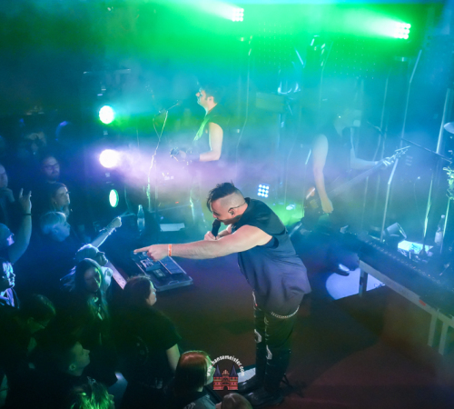 Heldmaschine-Support-Delva-im-Riders-Cafe-am-26-03-2026-863